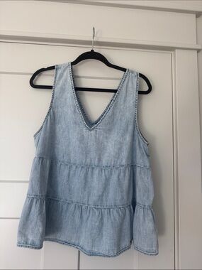 GAP Light Blue Tiered Denim V-Neck Tank L Tall